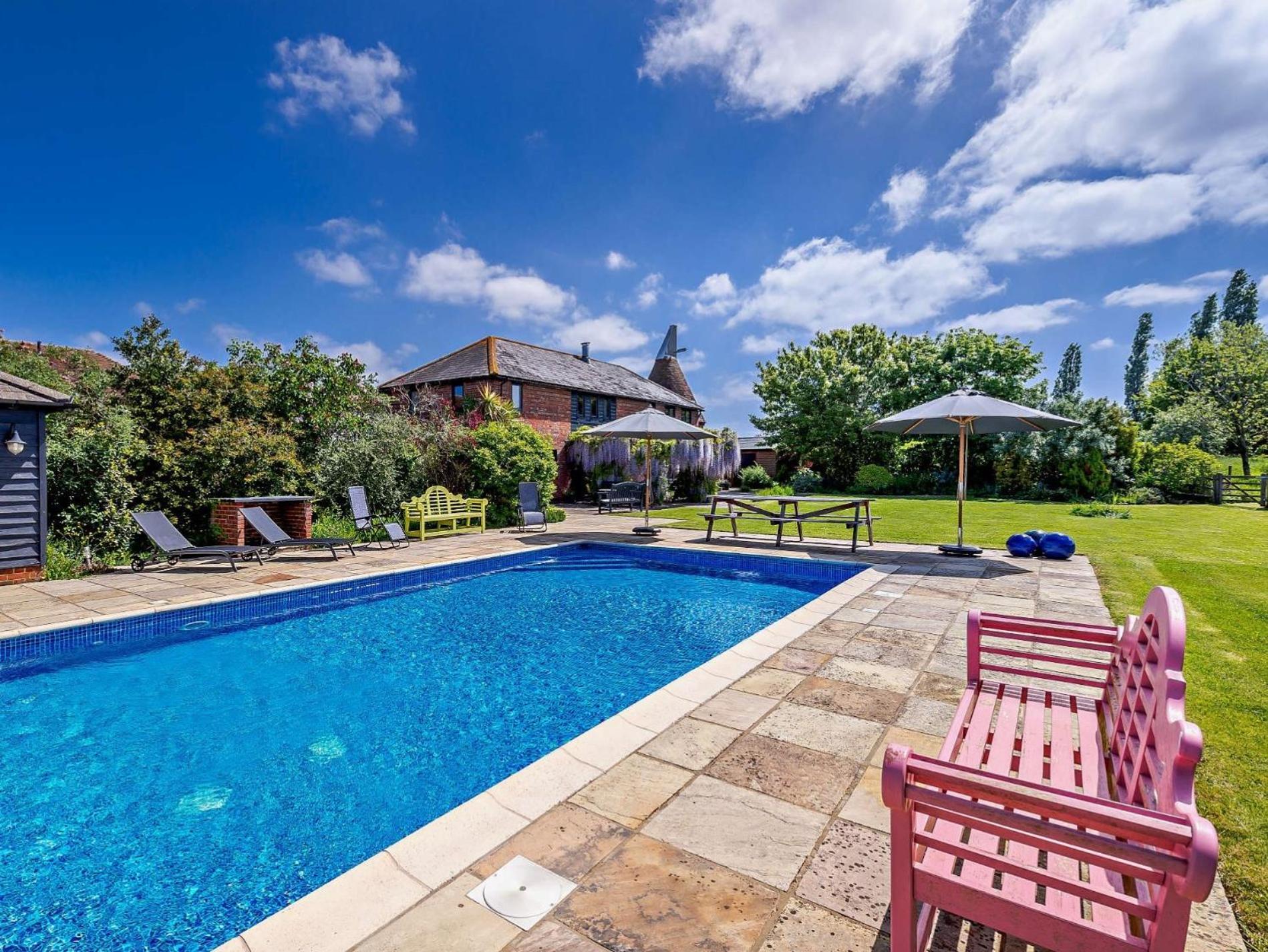 5 Bed In Smarden 76428 Villa Exterior foto